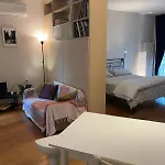 Sam\'S Central & Cosy Studio Apartment By The Old Town
