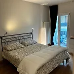 Sam\'S Central & Cosy Studio Apartment By The Old Town